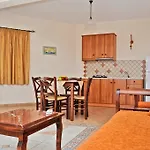 Akti Aegeou Lägenhetshotell Agios Sostis (Tinos)