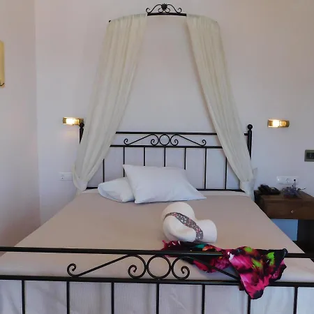 Akti Aegeou アギオス・ソスティス