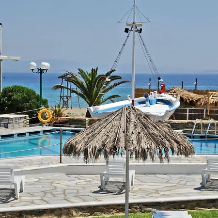 アパートホテル Akti Aegeou